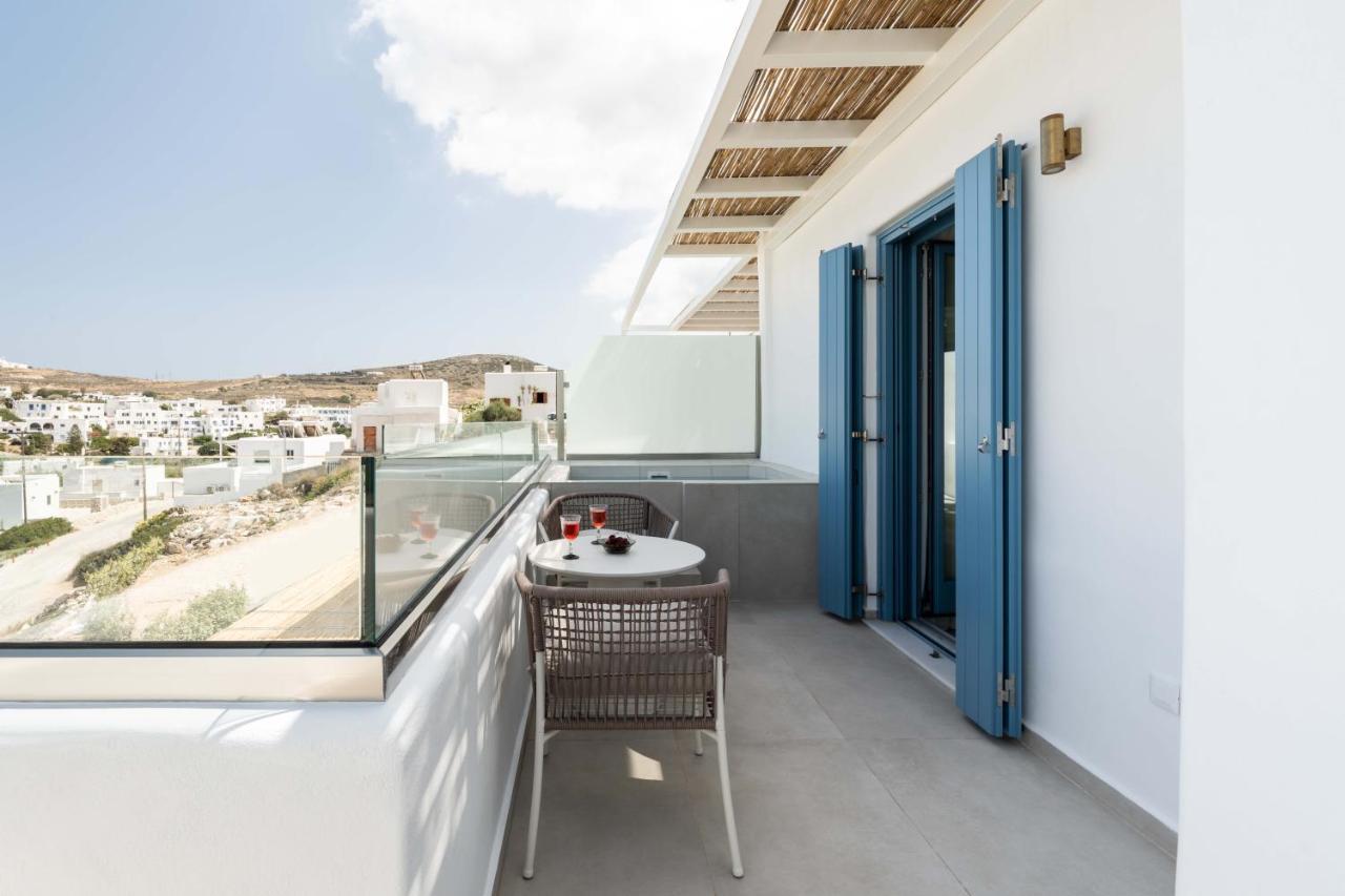 Aura Suites Paros Náousa Eksteriør billede